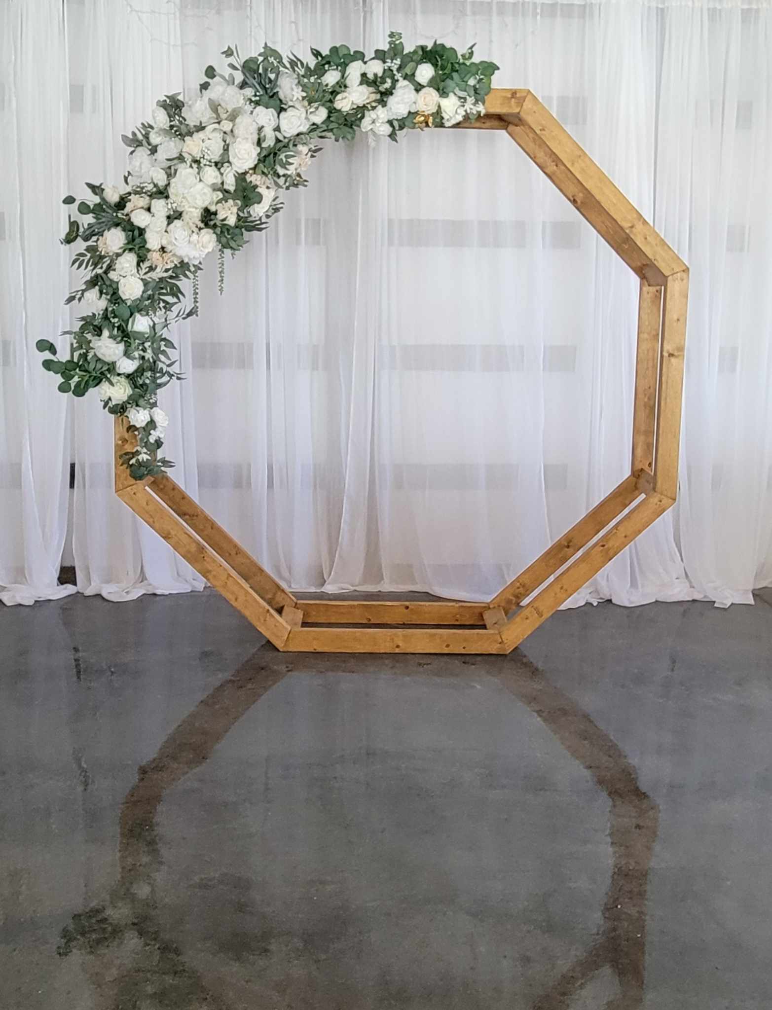 431218494 726111973021115 4349683602097304351 n